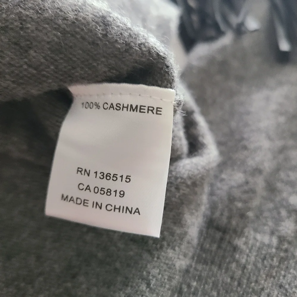 One Grey day Fringe women's Sweater Size XS Cashmere